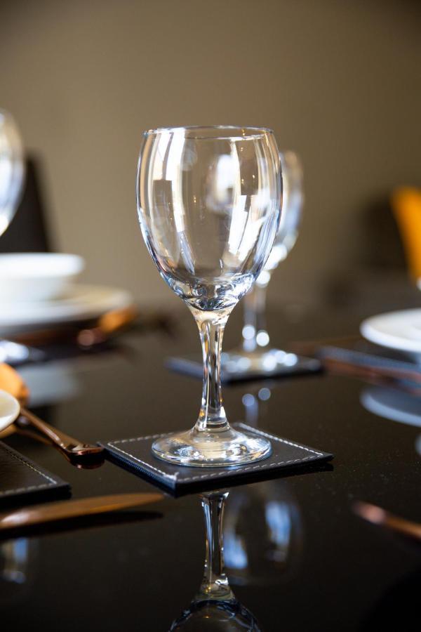 Velvet 1-Bedroom Apartment, Clockhouse, Hoddesdon Zewnętrze zdjęcie