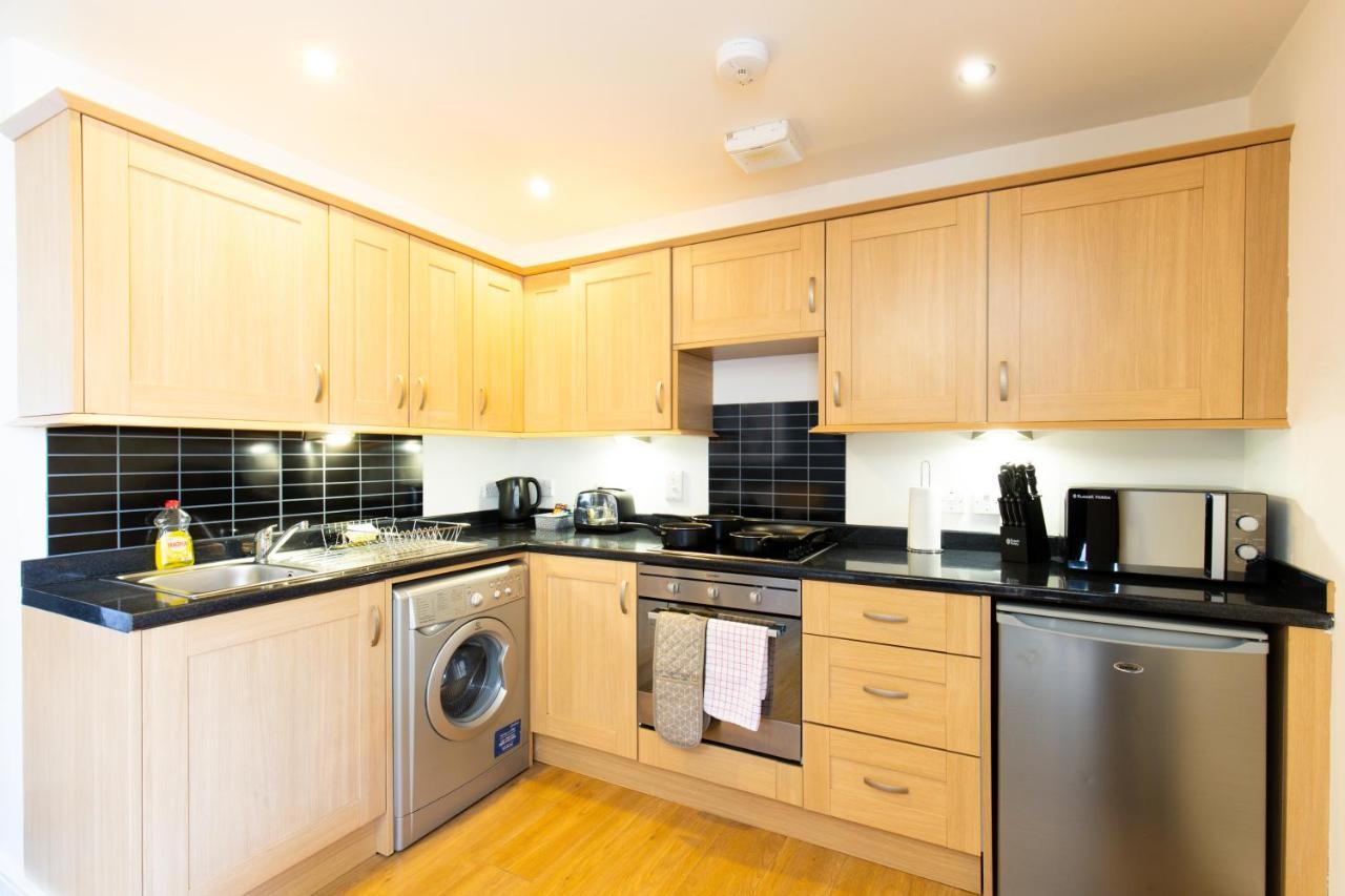 Velvet 1-Bedroom Apartment, Clockhouse, Hoddesdon Zewnętrze zdjęcie
