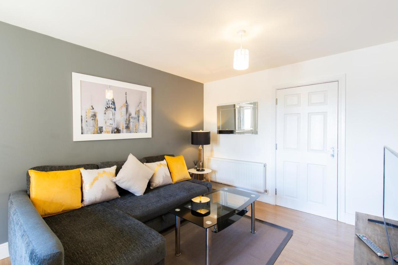 Velvet 1-Bedroom Apartment, Clockhouse, Hoddesdon Zewnętrze zdjęcie